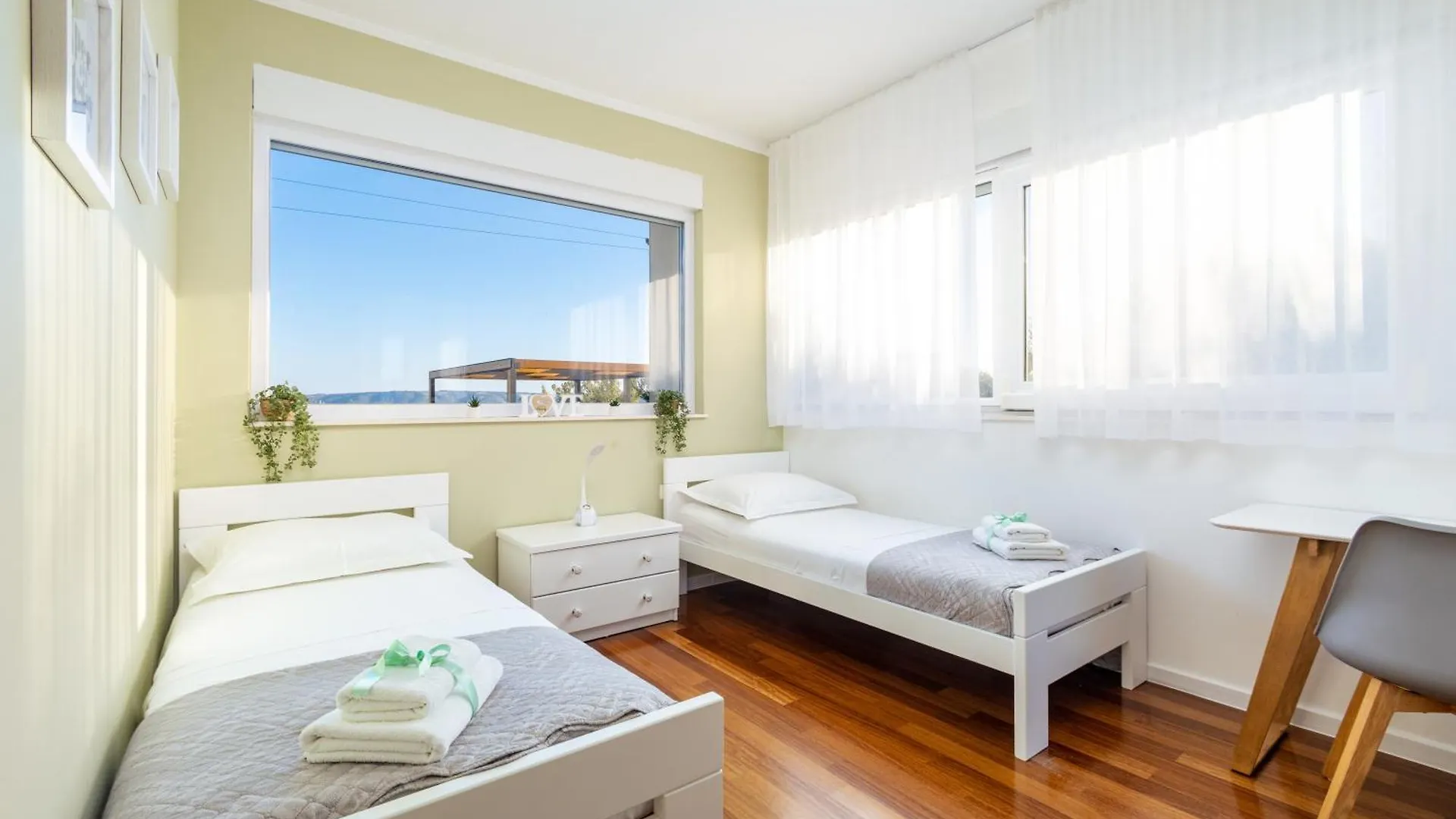 Villa Karmen Kastel Stari